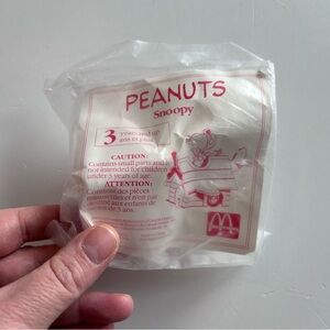 Vintage ‘89 McDonald's Peanuts Snoopy Toy - Happy Meal Toy Sealed